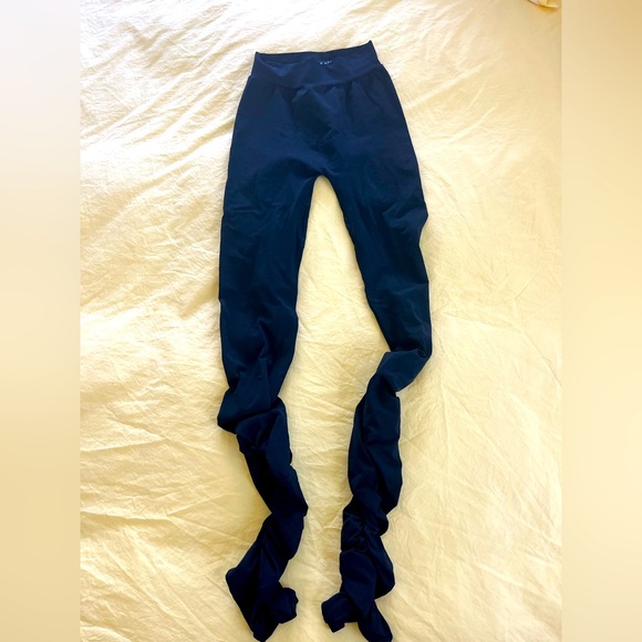 ALICE & Olivia Black Footless Tights / Leggings - Picture 1 of 3